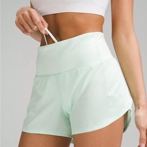 Lululemon Speed Up High-Rise Short 4”, size 6
